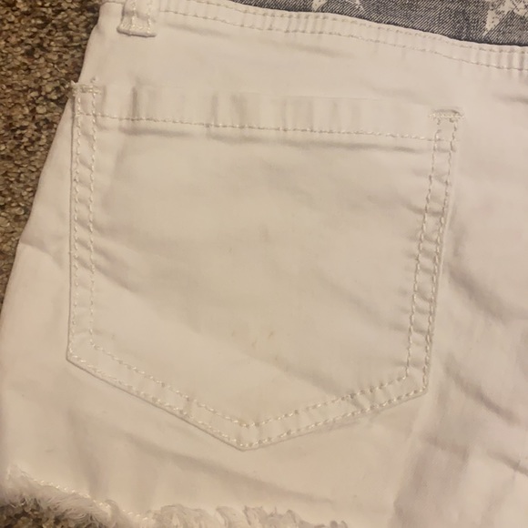 🧡 2/$15🧡 American Flag Button Up Shorts 💙⭐️❤️ - Picture 9 of 15